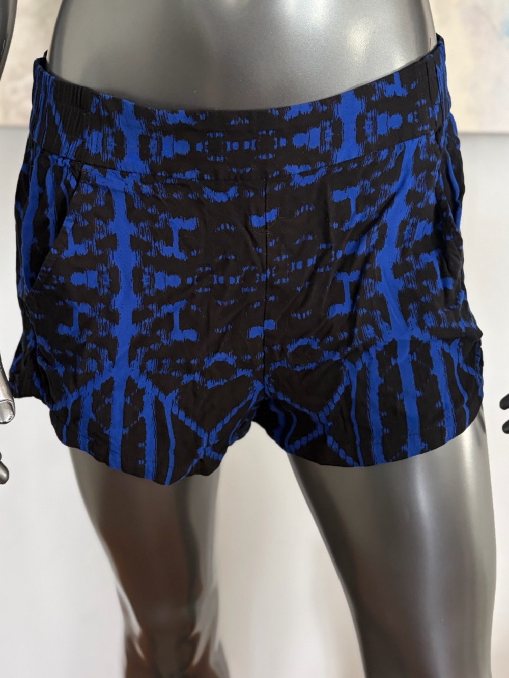 EXPRESS Blue & Black Printed Lightweight Short Shorts